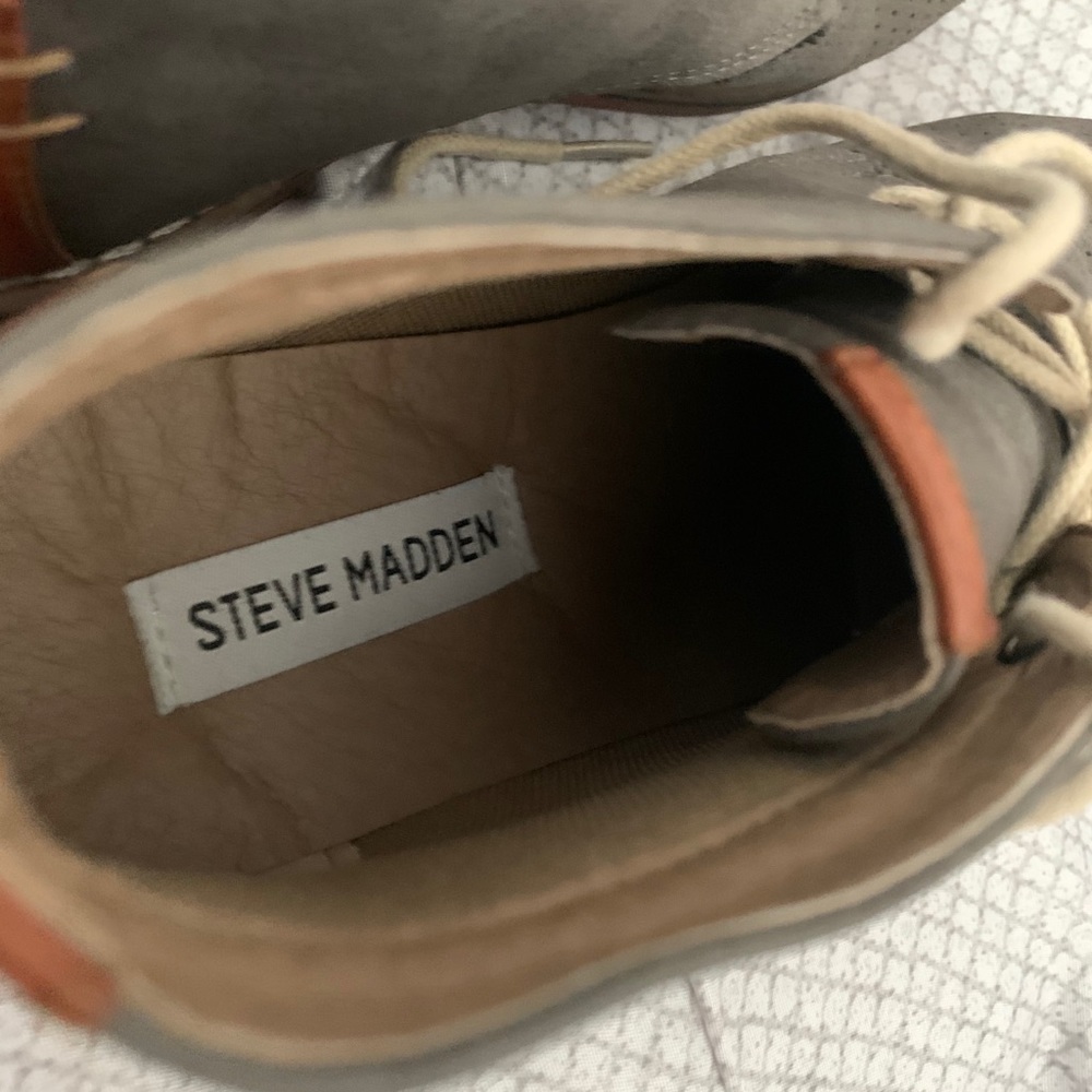 Men’s Steve Madden chukka boots - Picture 5 of 8